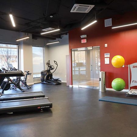 Luxury Apartment With Gym, Steps From Commuter Rail #4011 Reading Luaran gambar