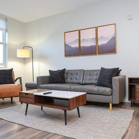 Luxury Apartment With Gym, Steps From Commuter Rail #4011 Reading Luaran gambar