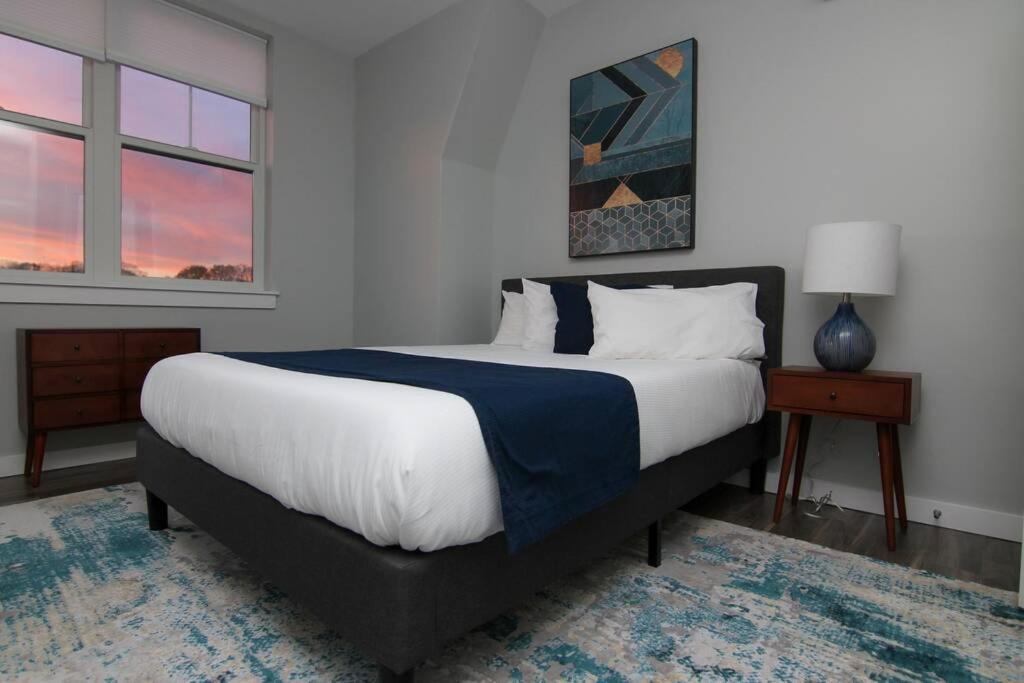 Luxury Apartment With Gym, Steps From Commuter Rail #4011 Reading Luaran gambar